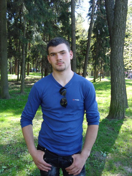 Валера Гусаковский