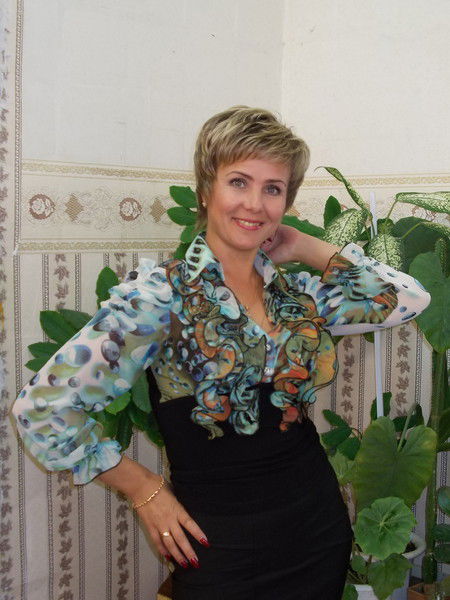 Анна Тихонова