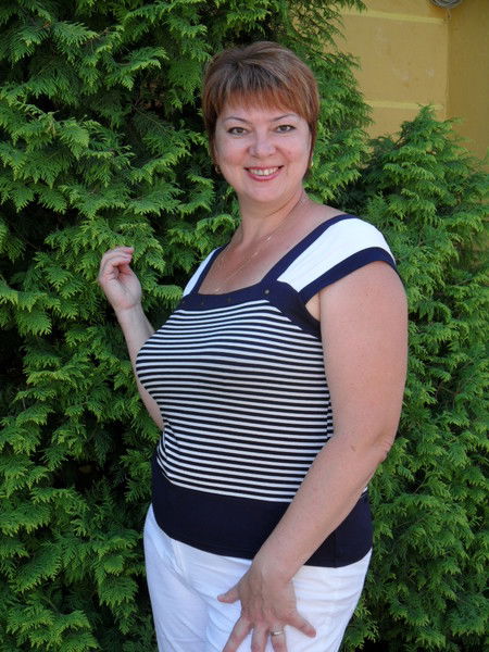 Елена Назарова