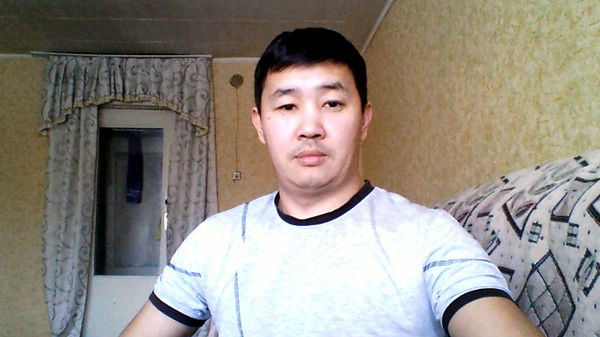 Ринат Оразбаев