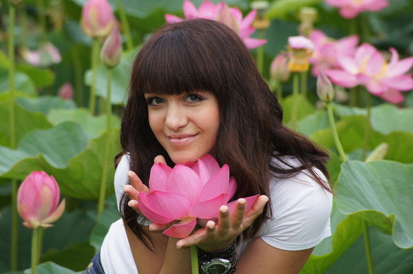 Елена Низеева