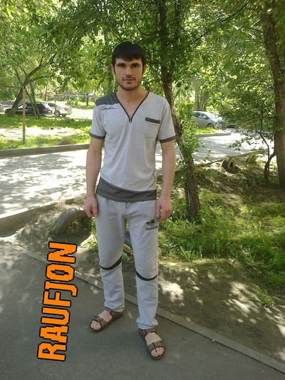 Рауфджон Кенжаев