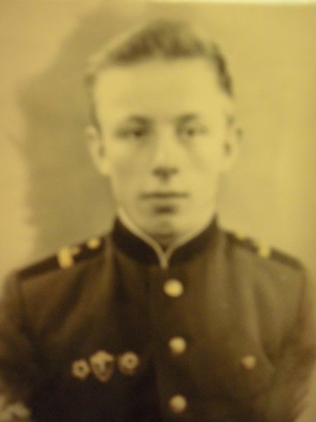 Анатолий Емеличев