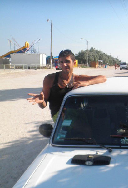 Максим Сухоруких