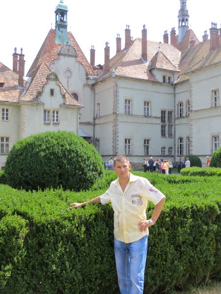 Руслан Мануилов