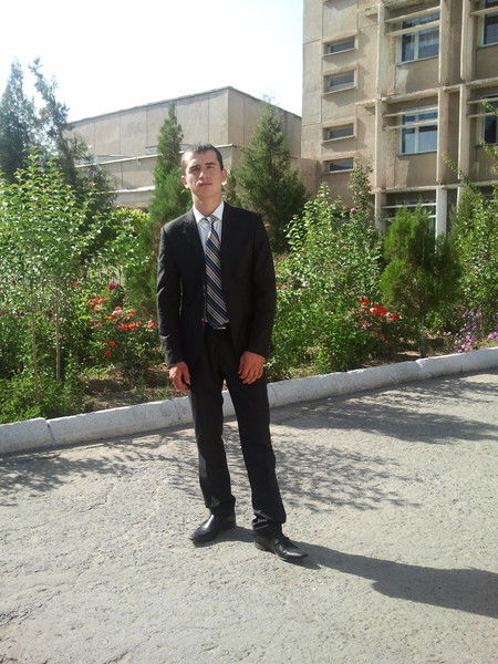 Субхон Буриев