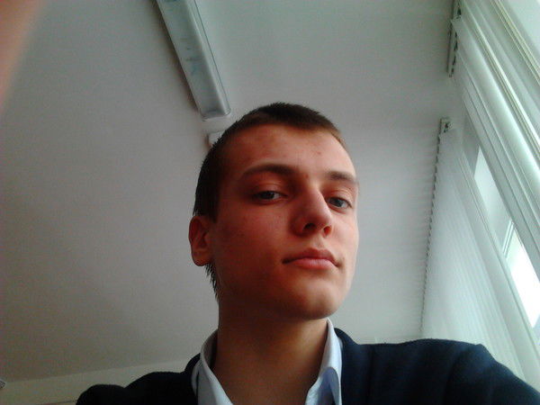 Виталий Попов