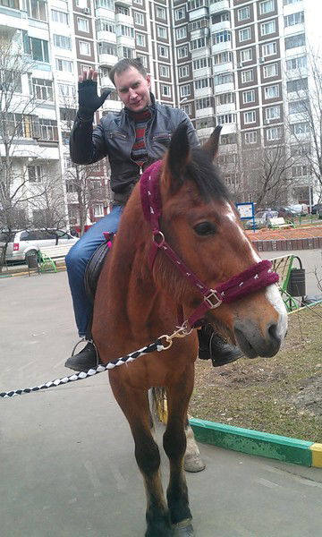 Андрей Лапин