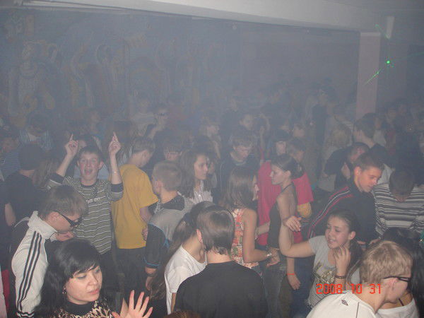 Неизвестно Неизвестно