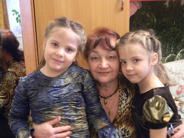 Нина Артамонова