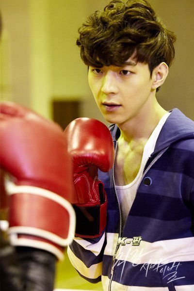 Влада Райчук