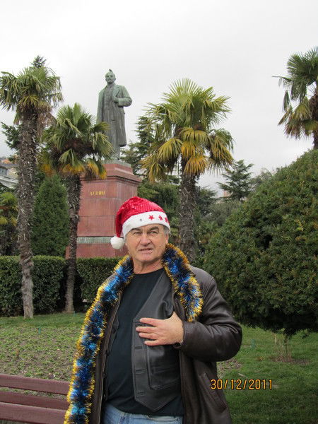 Слава Авдеев