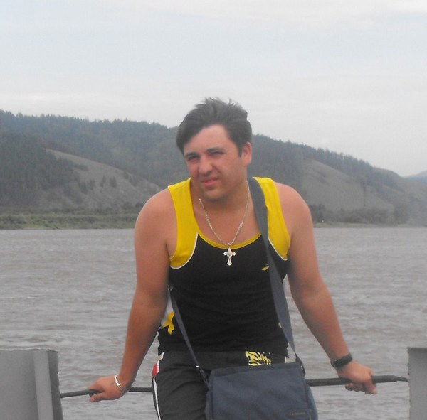 Максим Лазарев