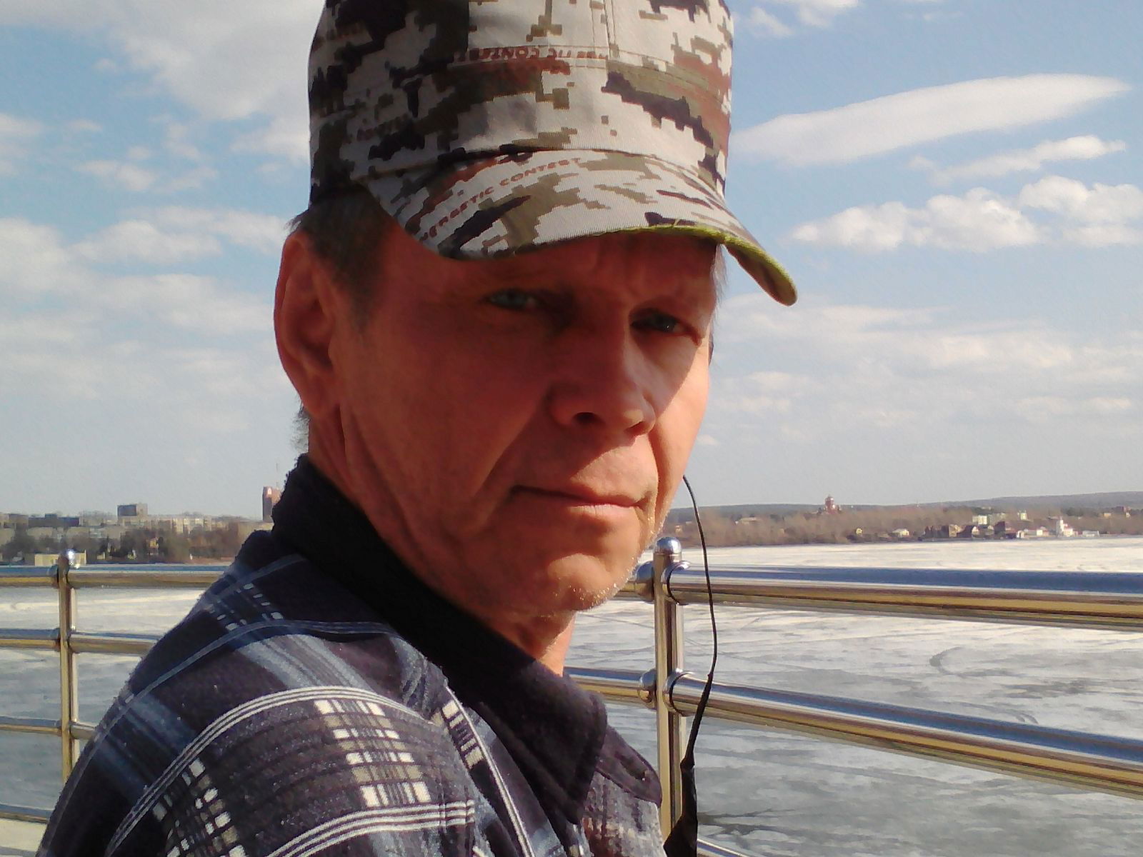 Сергей Ларионов