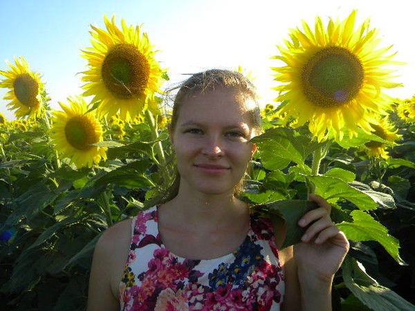 Анна Каратаева