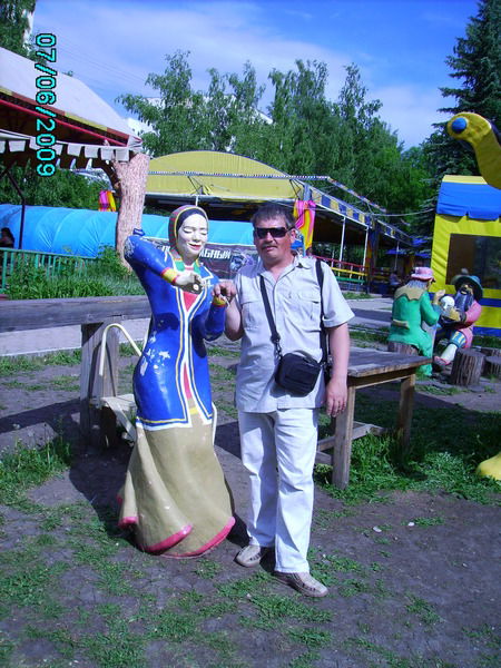 Сергей Хаустов