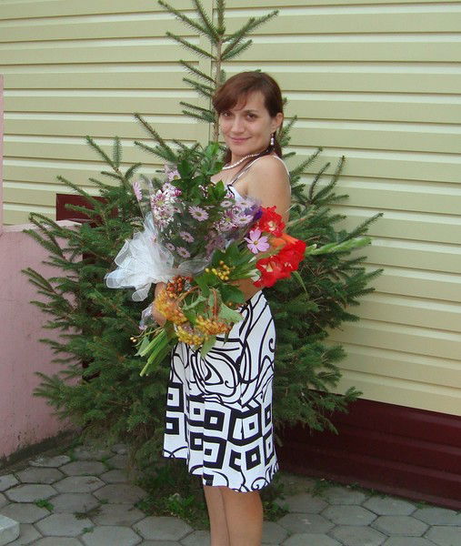 Дина Комиссарова