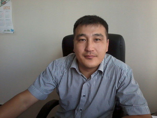 Арман Ахметов