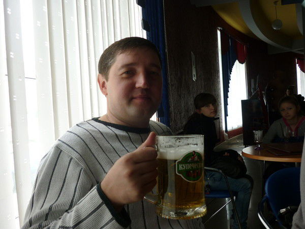 Виталий Романов