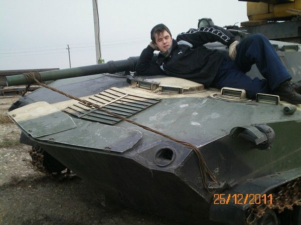 Александр Хлюстов