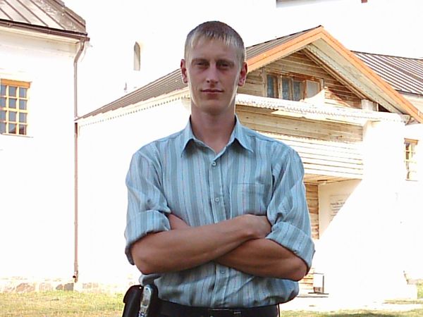 Игорь Кокошин