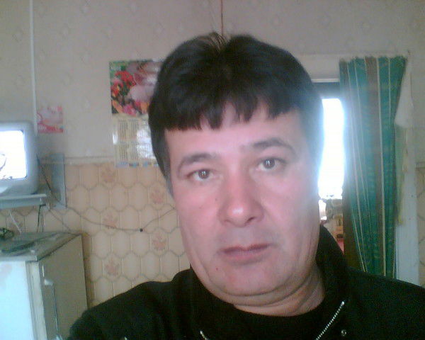 Равшанбек Тураев