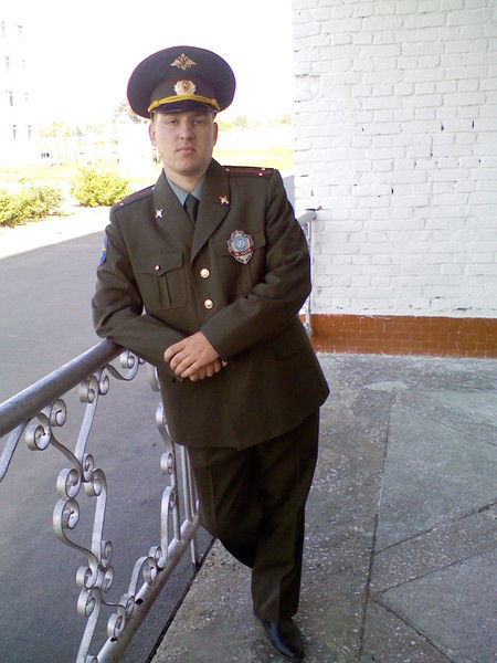 Илья Непомнящий