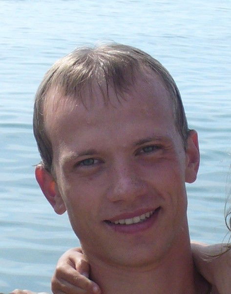 Владимир Капралов