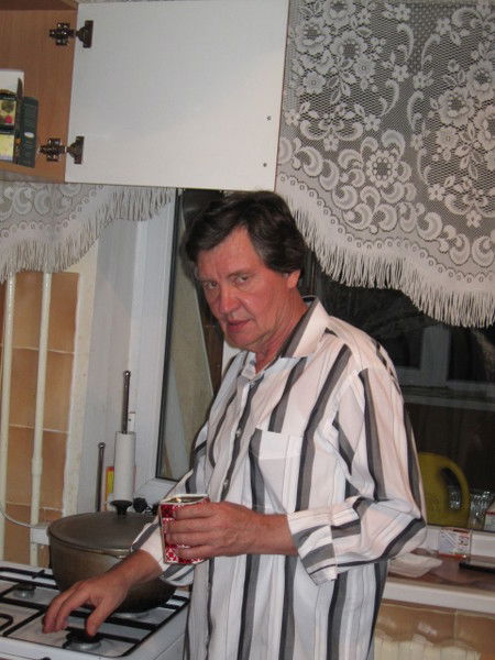 Виталий Попов