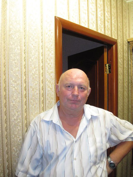 Валера Носковец