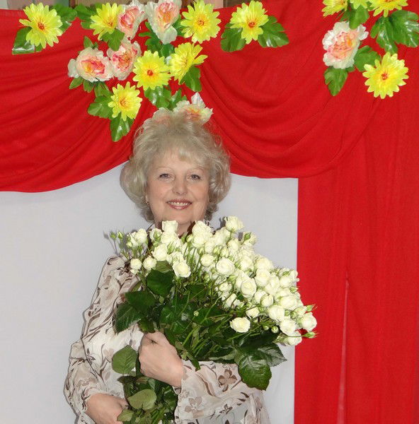 Галина Опря