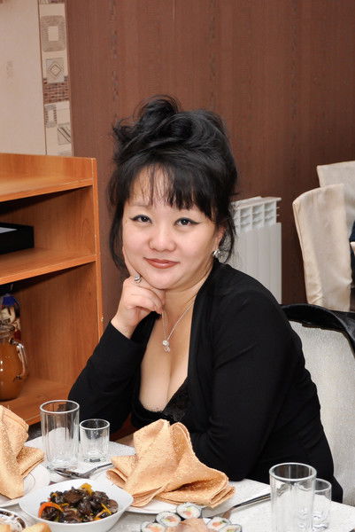 Элина Ахметова-Ким