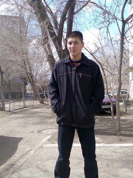 Омрбек Кожаков