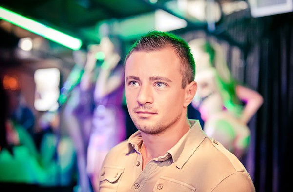 Антон Перов