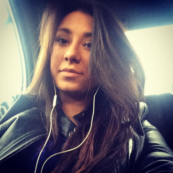 Аня Емшанова