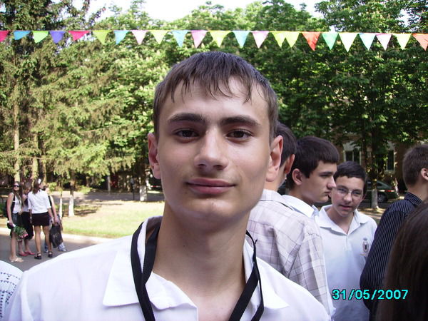 Саша Бубнов