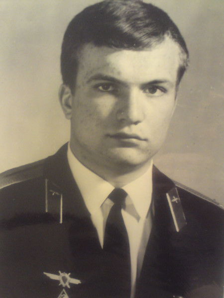 Игорь Кузнецов