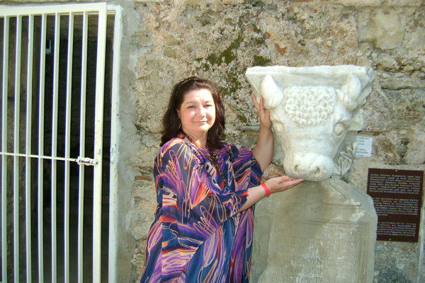 Яна Колычева