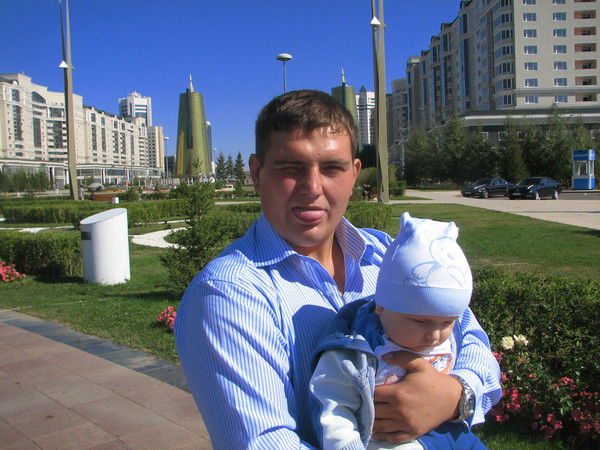 Антон Калашник