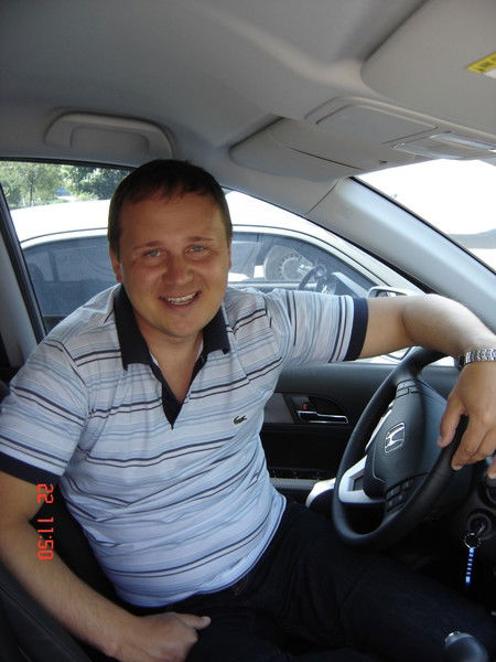 Роман Титов