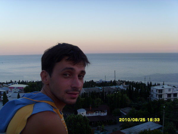 Сергей Стеценко