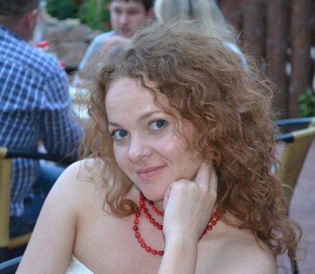 Юлия Свешникова