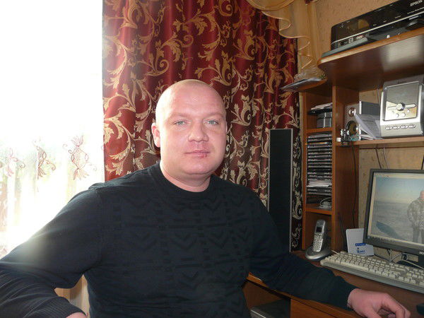 Владимир Хвостик