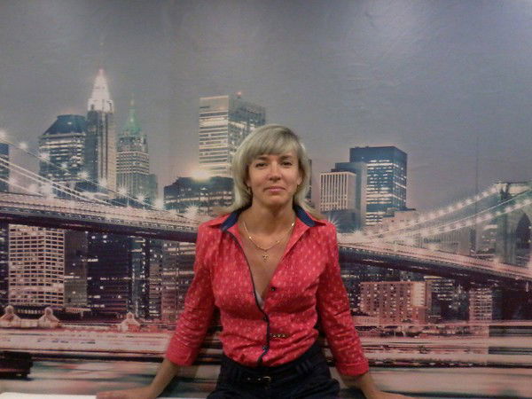 Елена Позднякова