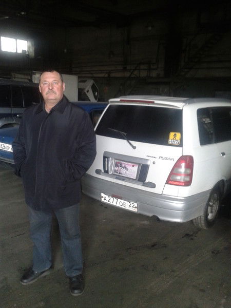 Анатолий Иванов