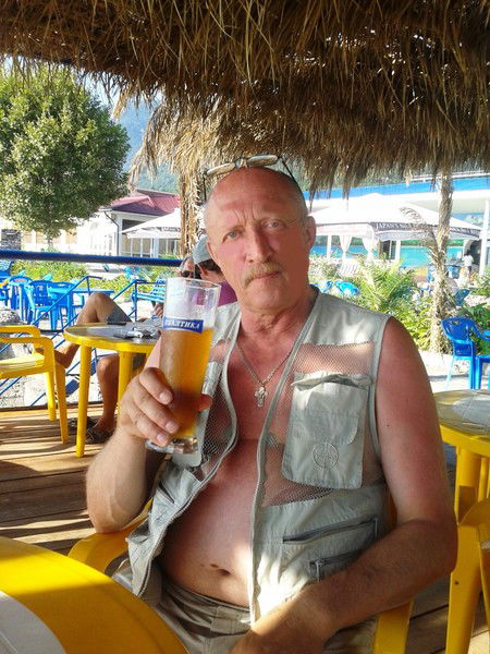 Олег Симаков