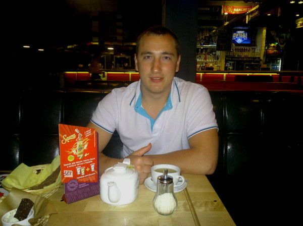 Антон Борисов