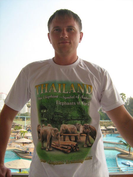 Александр Плотников