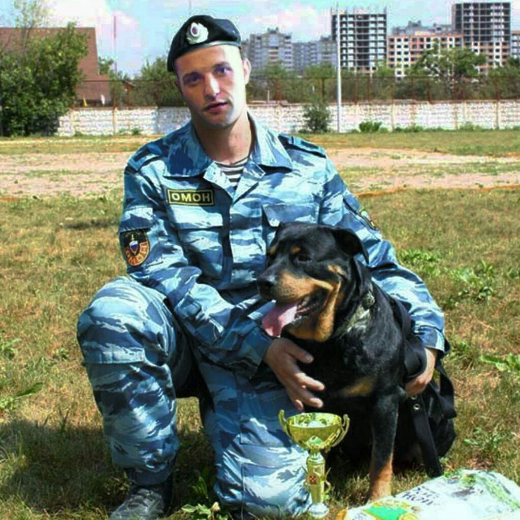 Александр Захаров