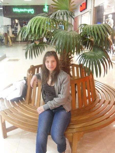 Аня Иванова